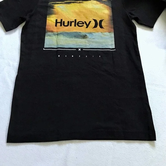 Hurley NWOT Short Sleeves Graphic Shirt Boys 10-12 - Picture 3 of 6